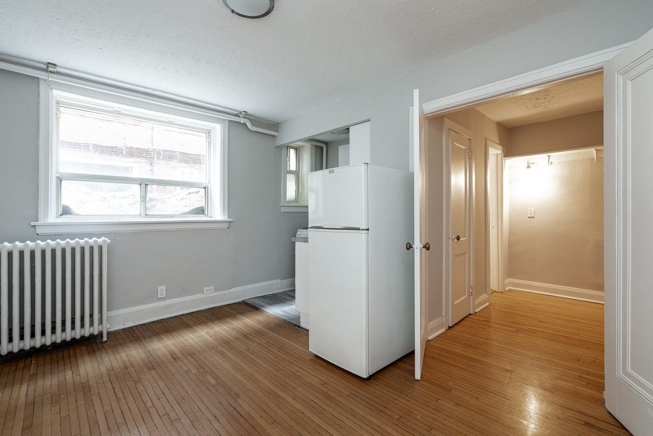 26 Balmoral Avenue Apartments 26 Balmoral Ave, Toronto, ON M4V 1J4 Zumper