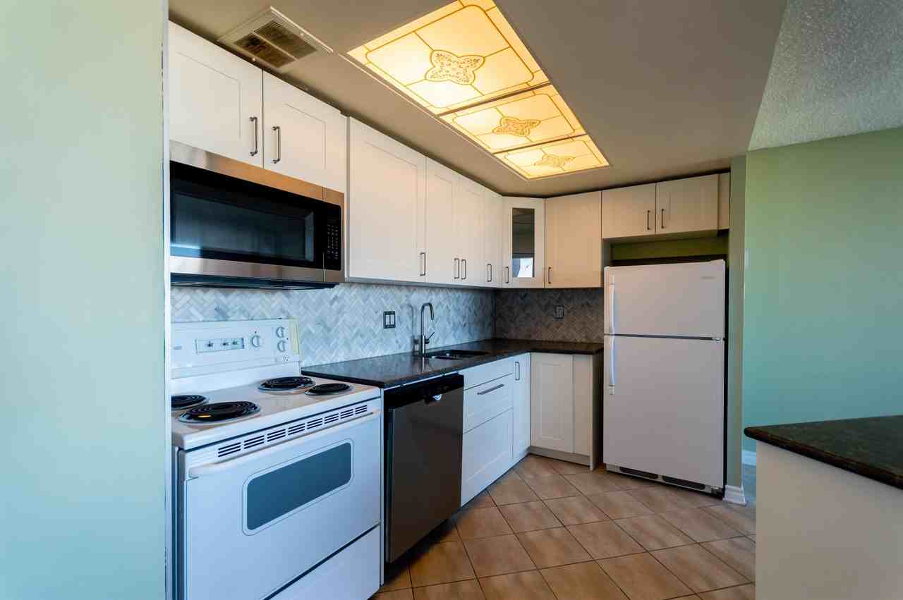 530 Laurier Avenue West Apartments 530 Laurier Ave W, Ottawa, ON K1R