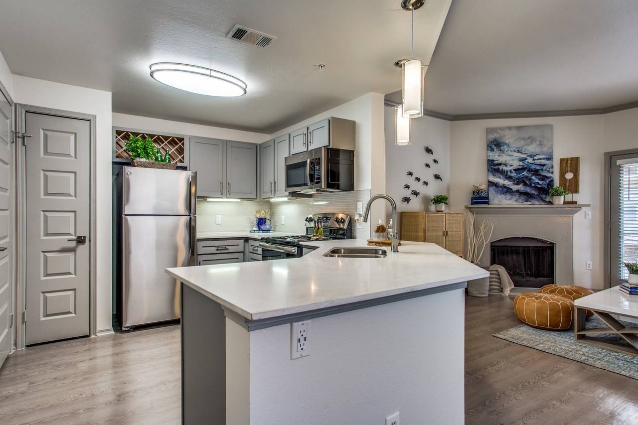 Anthem Valley Ranch Apartments 701 Cowboys Pkwy, Irving, TX 75063