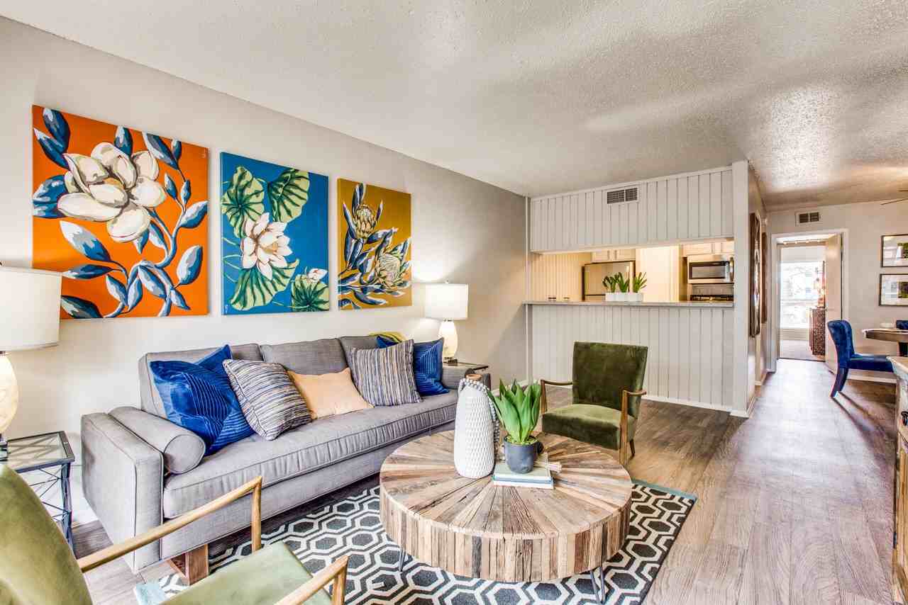 Lexington Apartment Homes Apartments 5426 Meadowcreek Dr, Dallas, TX