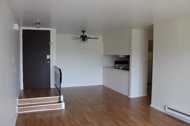 Ridgeland Station Apartments 10370 Ridgeland Ave, Chicago Ridge, IL