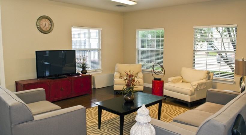 Townhomes Of Bay Forest Apartments 6304 Decker Dr, Baytown, TX 77520