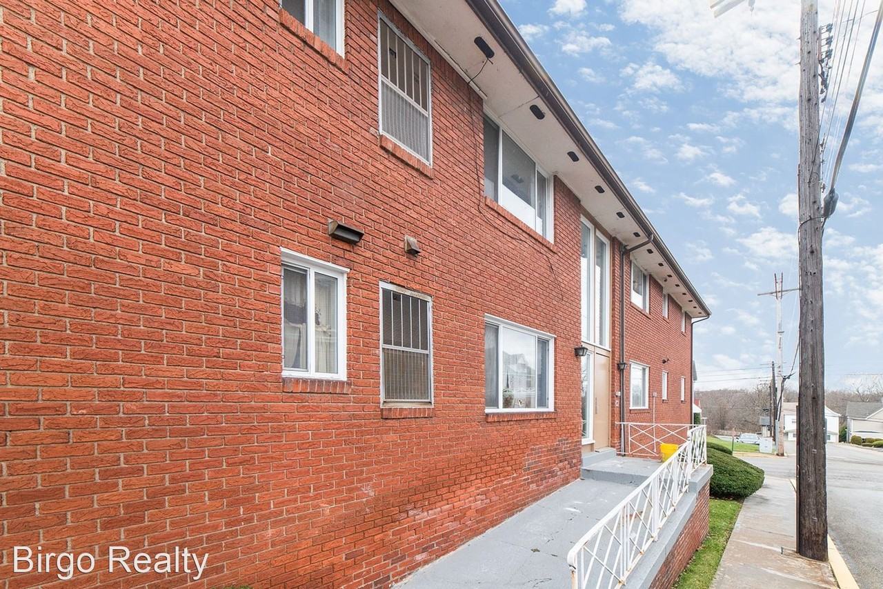 Broadway Manor Apartments 1101 Broadway St, East McKeesport, PA 15035