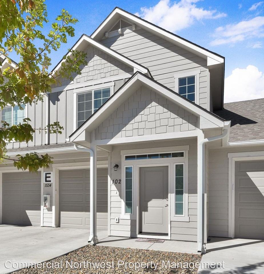 Walnut Creek Townhomes Apartments 1534 W Heartland Dr, Kuna, ID 83634