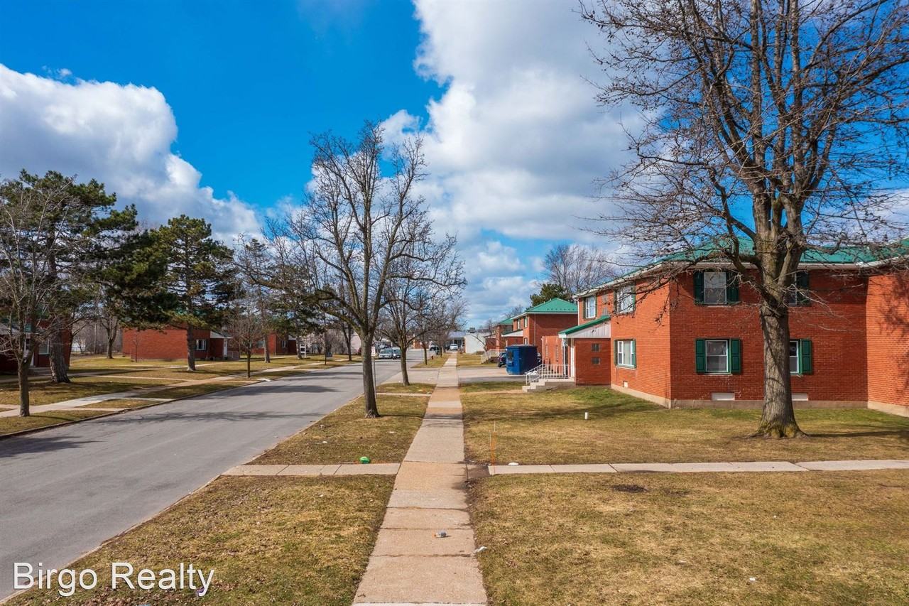 19 Newell Ave Apartments in Cardinal O'Hara, Tonawanda, NY 14150 Zumper