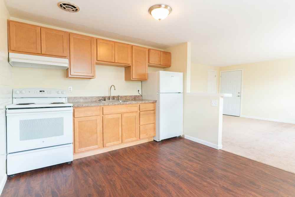 Parklane Apartments And Townhomes 208 N Main St, Syracuse, NY 13212