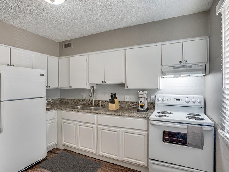 Costa Bella Apartents Apartments 3706 W 8th St, Cockrell Hill, TX 75211 Zumper