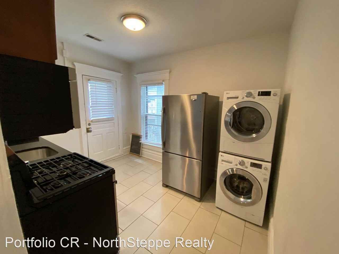 866 Dennison Ave Apartments in Victorian Village, Columbus, OH 43215