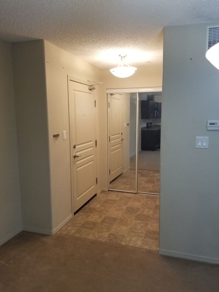 Two Bedroom Two Bathroom Located In Beautiful Oxford Bay With