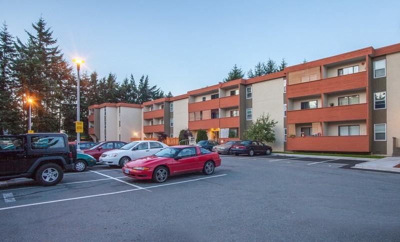 Country Club Manor Apartments 2460 Glen Eagle Cres, Nanaimo, BC V9T