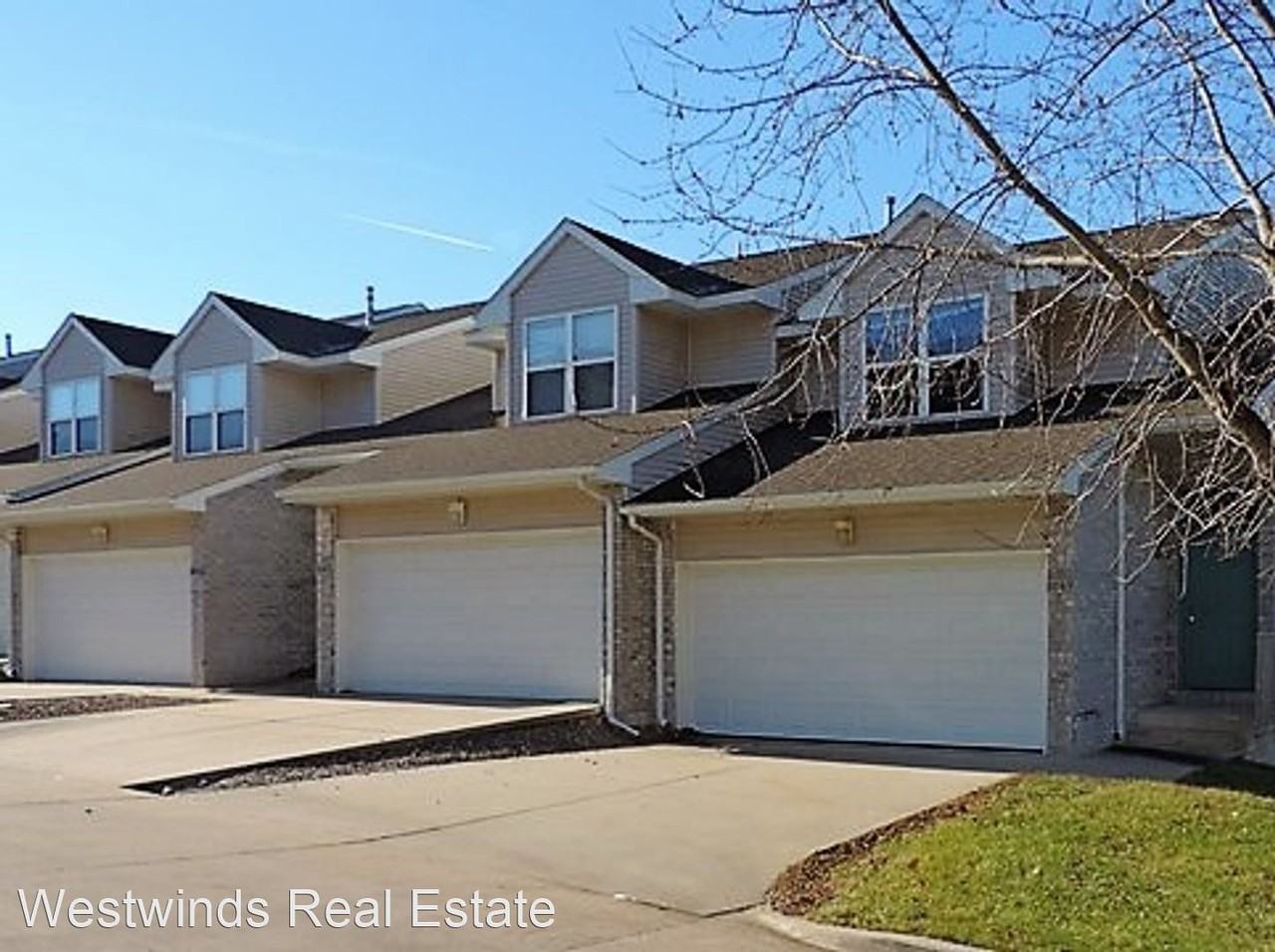 1037 Scott Park Drive Apartments 1037 Scott Park Dr, Iowa City, IA