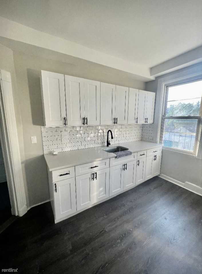 Newly Renovated 2 Bedroom Apartment On 1st Floor Apartments Horton