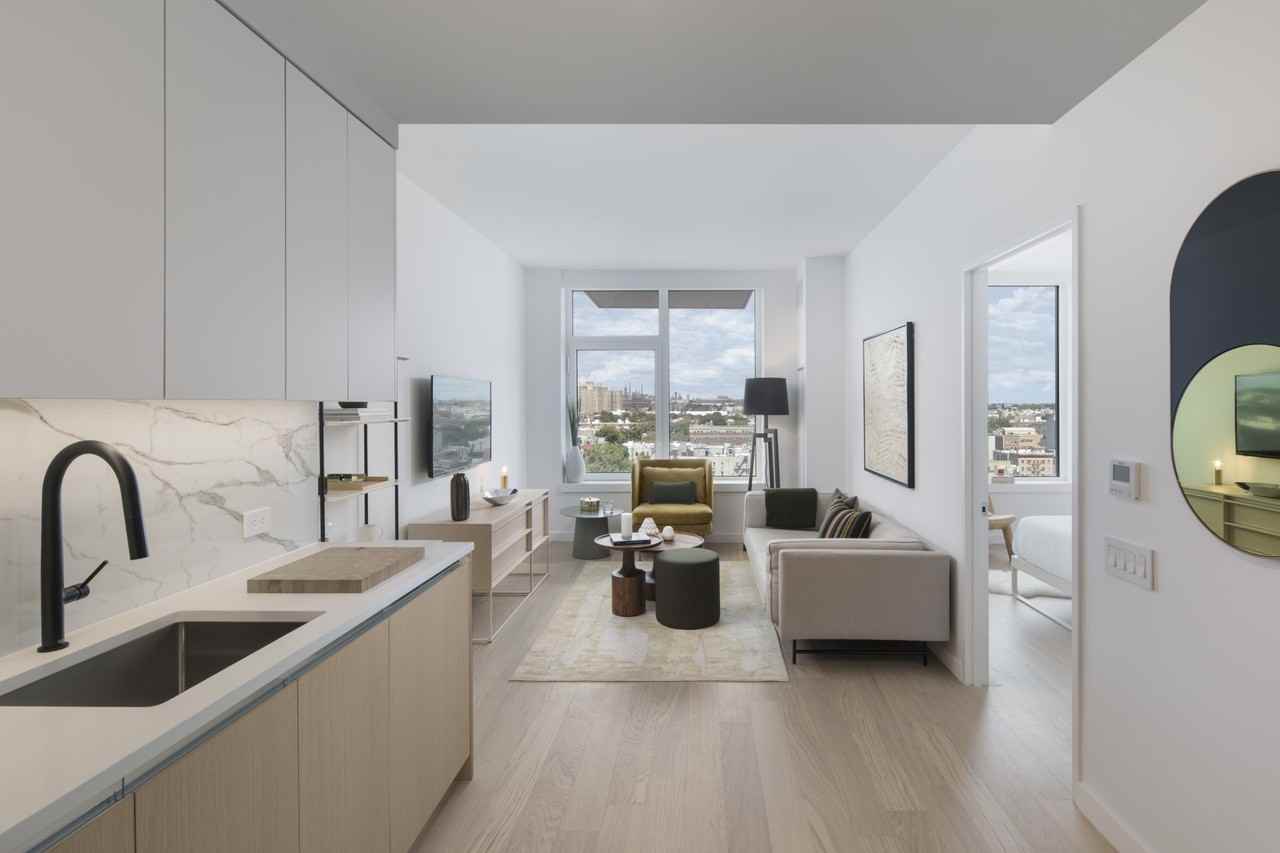 Linden Blvd 17K, New York, NY 11226 1 Bedroom Apartment for 3,300