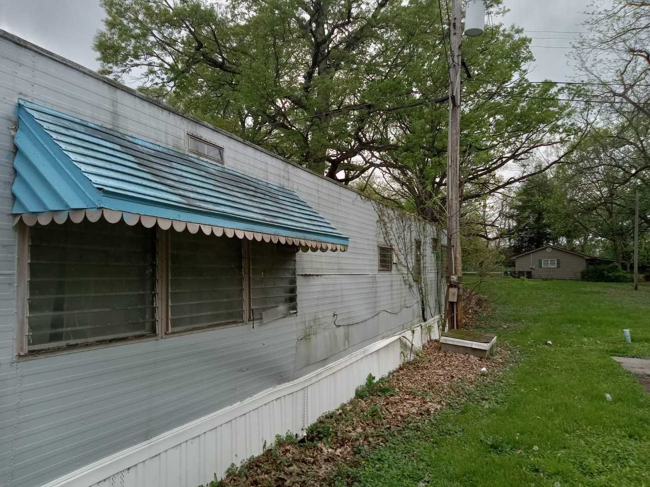 Danville Mobile Home Park A5, Danville, IL 61832 1 Bedroom Apartment