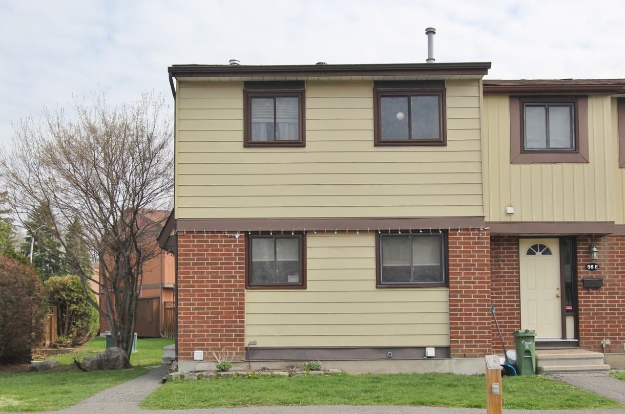56F Foxfield Drive, END UNIT In the Heart of Barrhaven Apartments 56 Foxfield Dr, Ottawa, ON