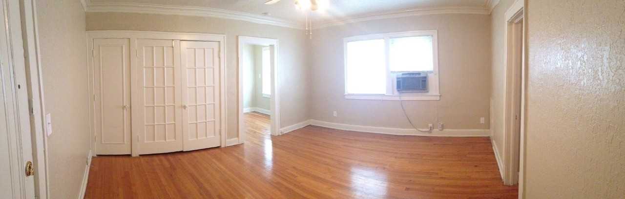 Brookside Plaza Apartments 4908 Brookside Blvd, Kansas City, MO 64112