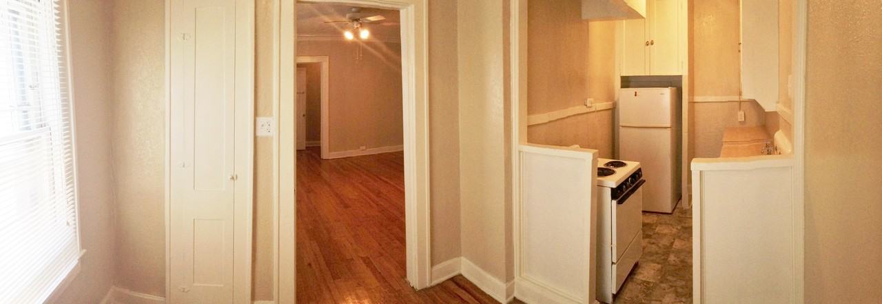 Brookside Plaza Apartments 4908 Brookside Blvd, Kansas City, MO 64112