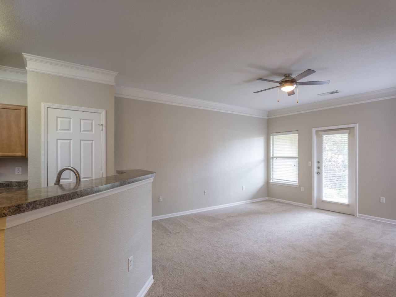 Andover Park Apartments 8501 N Platte Purchase Dr, Kansas City, MO