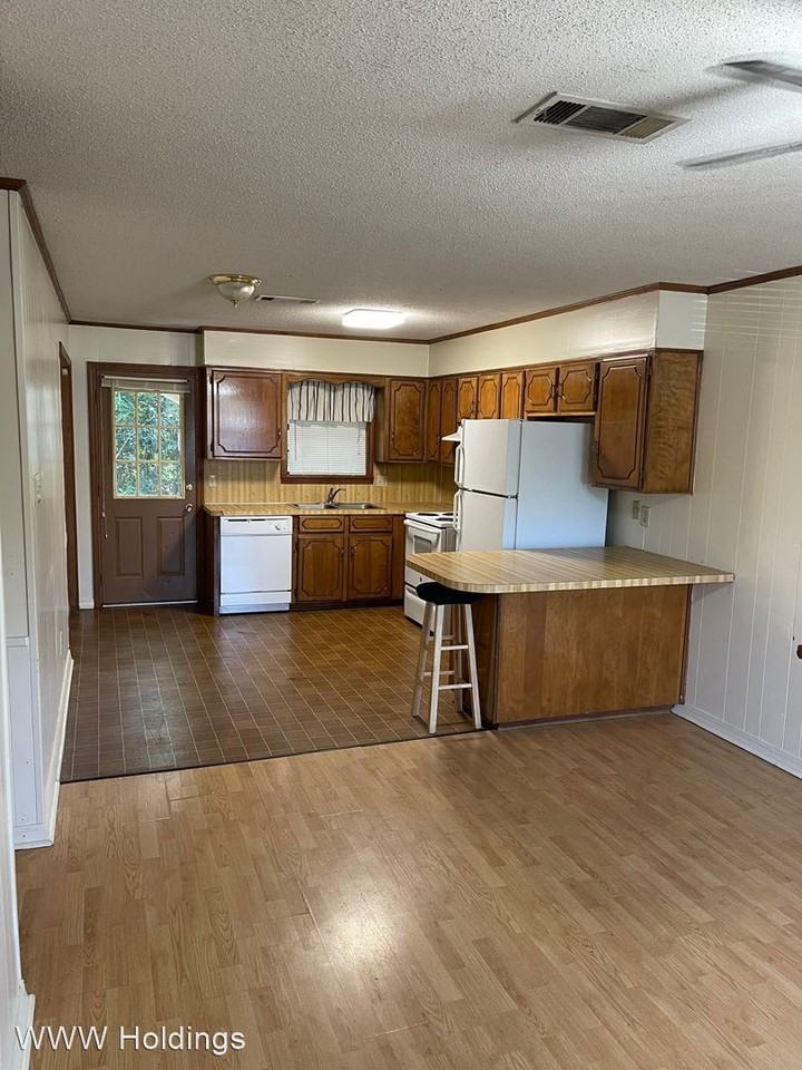 1133/1135 Sybil Dr Apartments in Ruston, LA 71270 Zumper