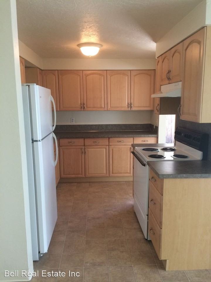 65/67 Hamilton Apartments in Santa Clara, Eugene, OR 97404 Zumper