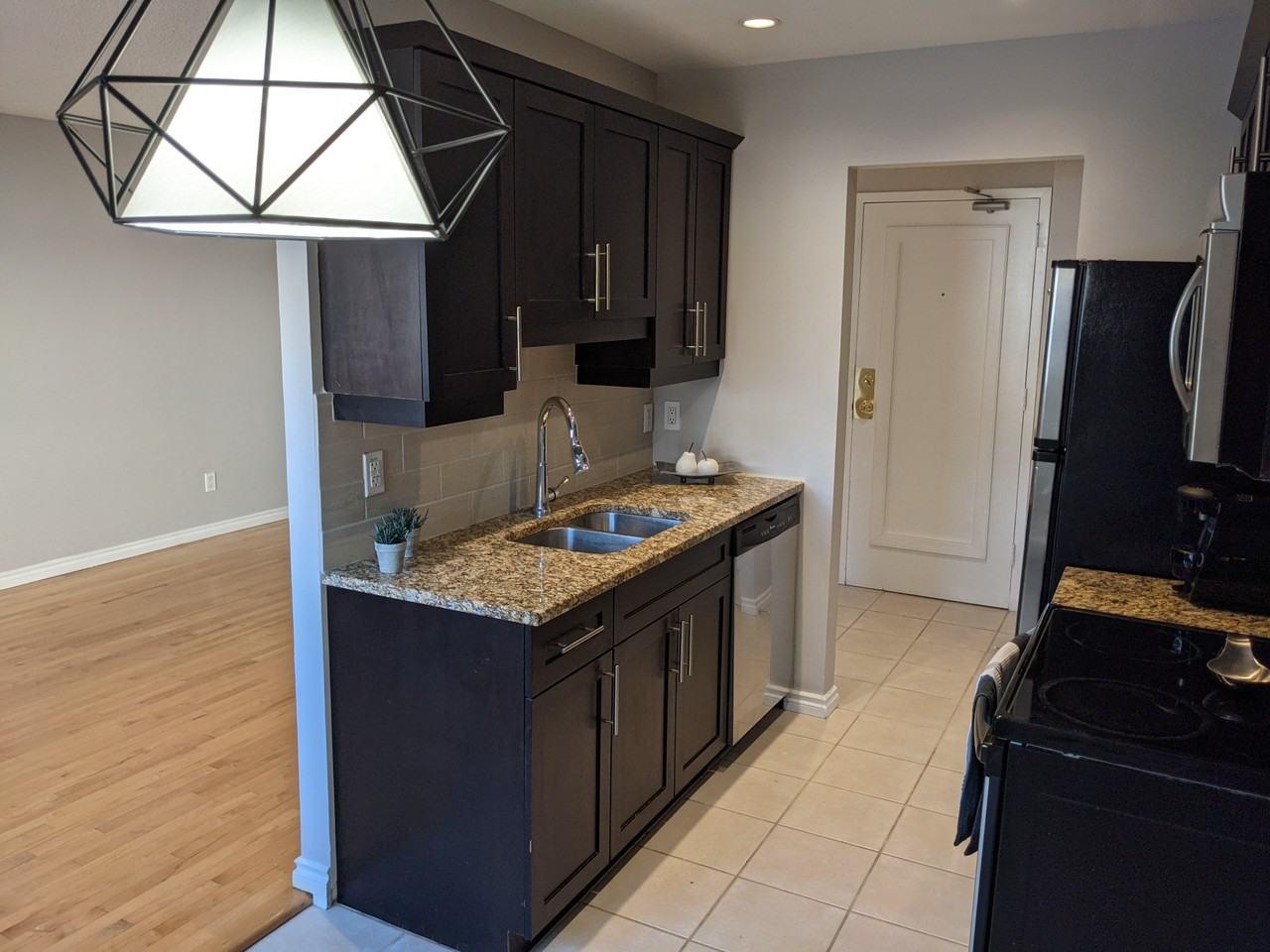 1710 Taylor Avenue 111 Apartments 1710 Taylor Ave, Winnipeg, MB R3N