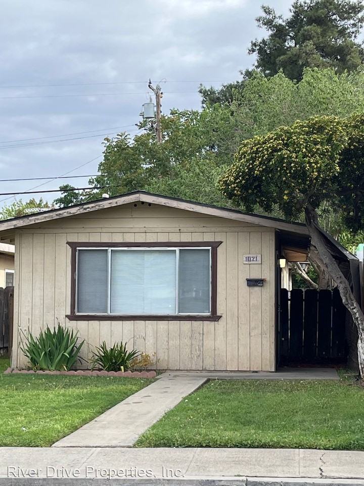 1021 W Santa Fe Ave, Merced, CA 95340 2 bedroom House Rental Zumper
