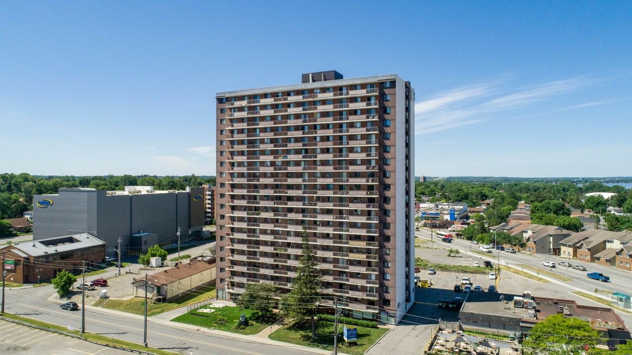 Lakeview Apartments 360 Croydon Ave, Ottawa, ON K2B 8A4 Zumper