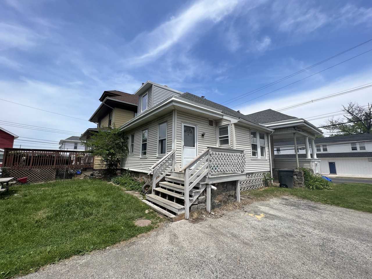 2708 Edgmont Ave Apartments in Brookhaven, PA 19015 Zumper