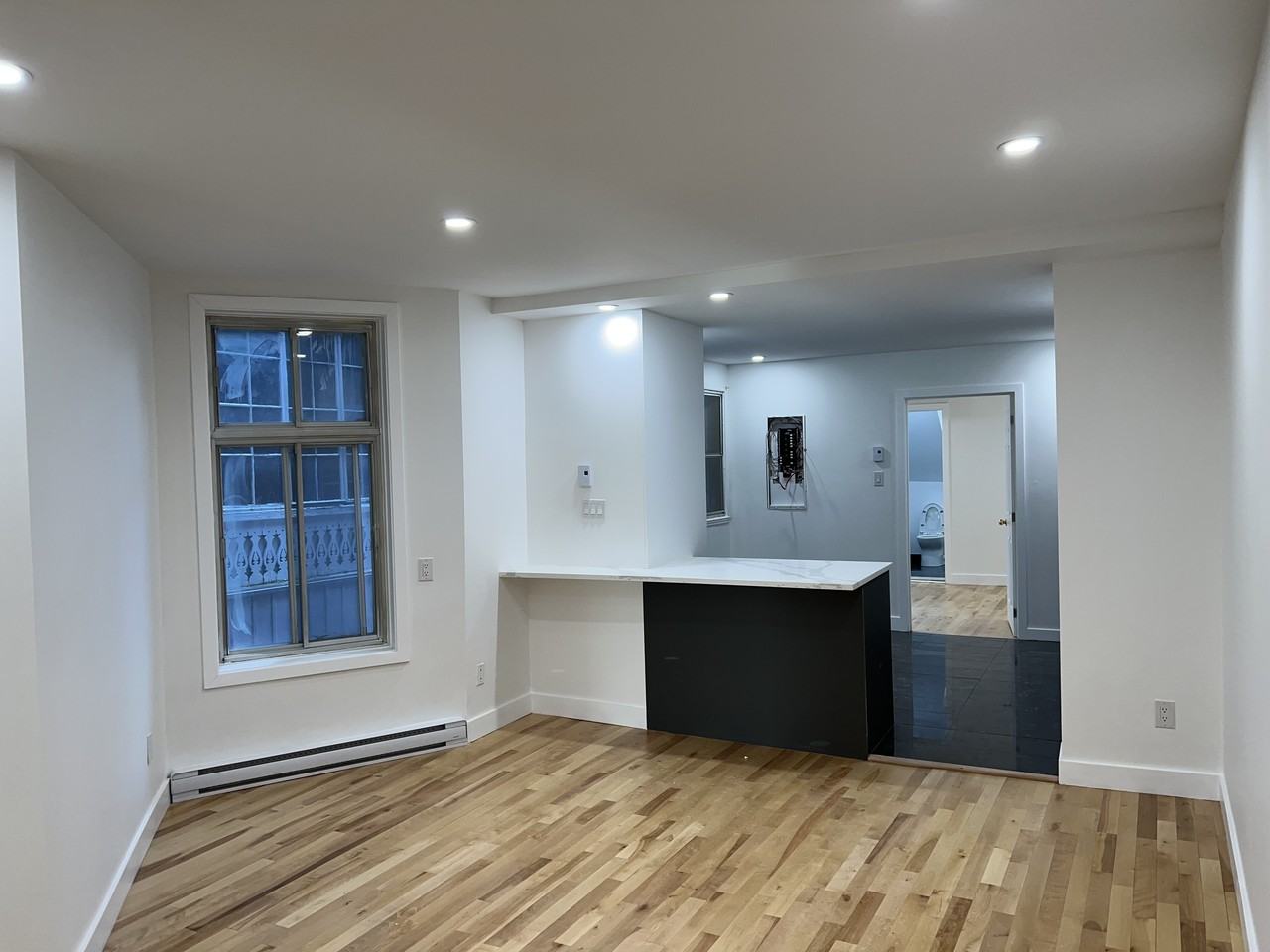 4079 Avenue de l'Esplanade, Montréal, QC H2W 2N4 5 Bedroom Apartment