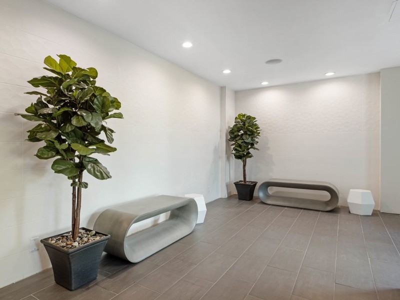 1975 St. Laurent Boulevard Apartments 1975 St. Laurent Blvd, Ottawa