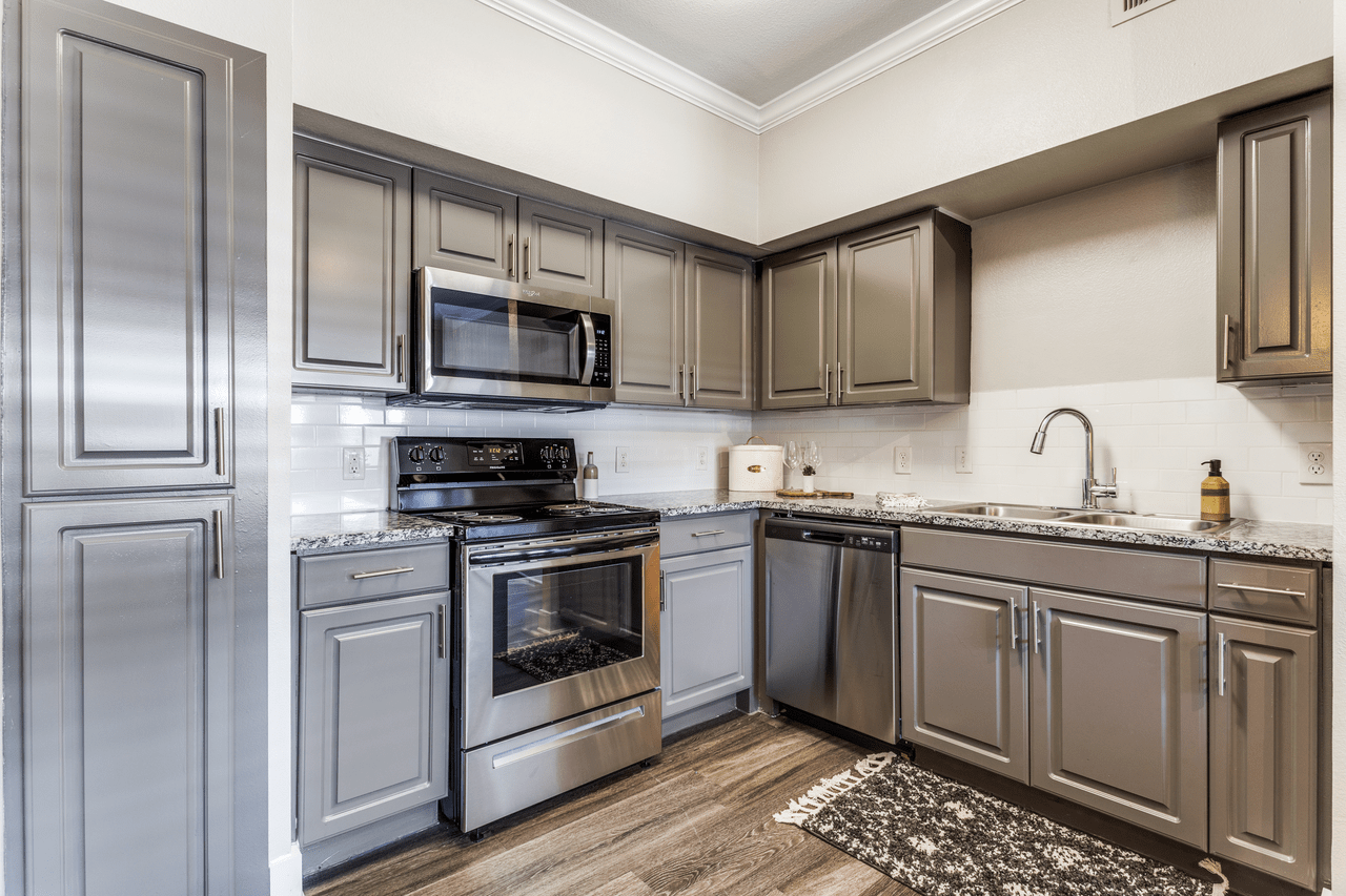 Ellwood at Lake Travis Apartments 7655 N Fm 620 Rd, Austin, TX 78726 Zumper