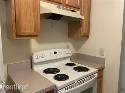 Pinckney Apartments 115 Mann St, Pinckney, MI 48169 Zumper