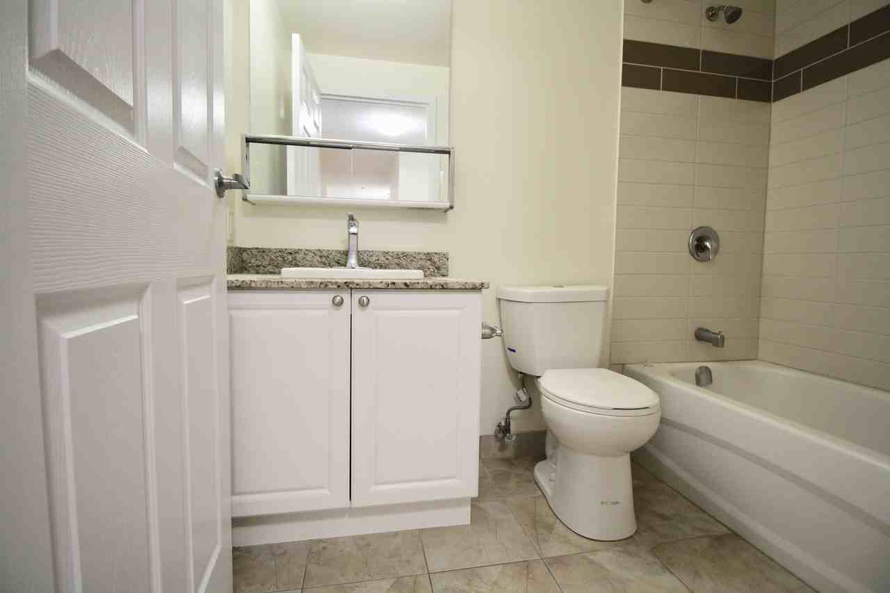 Waterford Apartments 1241 Kilborn Pl, Ottawa, ON K1H 1A5 Zumper