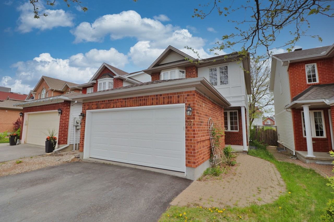 37 Trump Ave Apartments in Central Park, Ottawa, ON K2C 4A4 Zumper