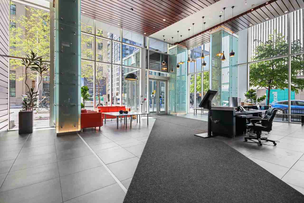 179 Metcalfe Street unit 1806 SPECTACULAR VIEW Apartments 179