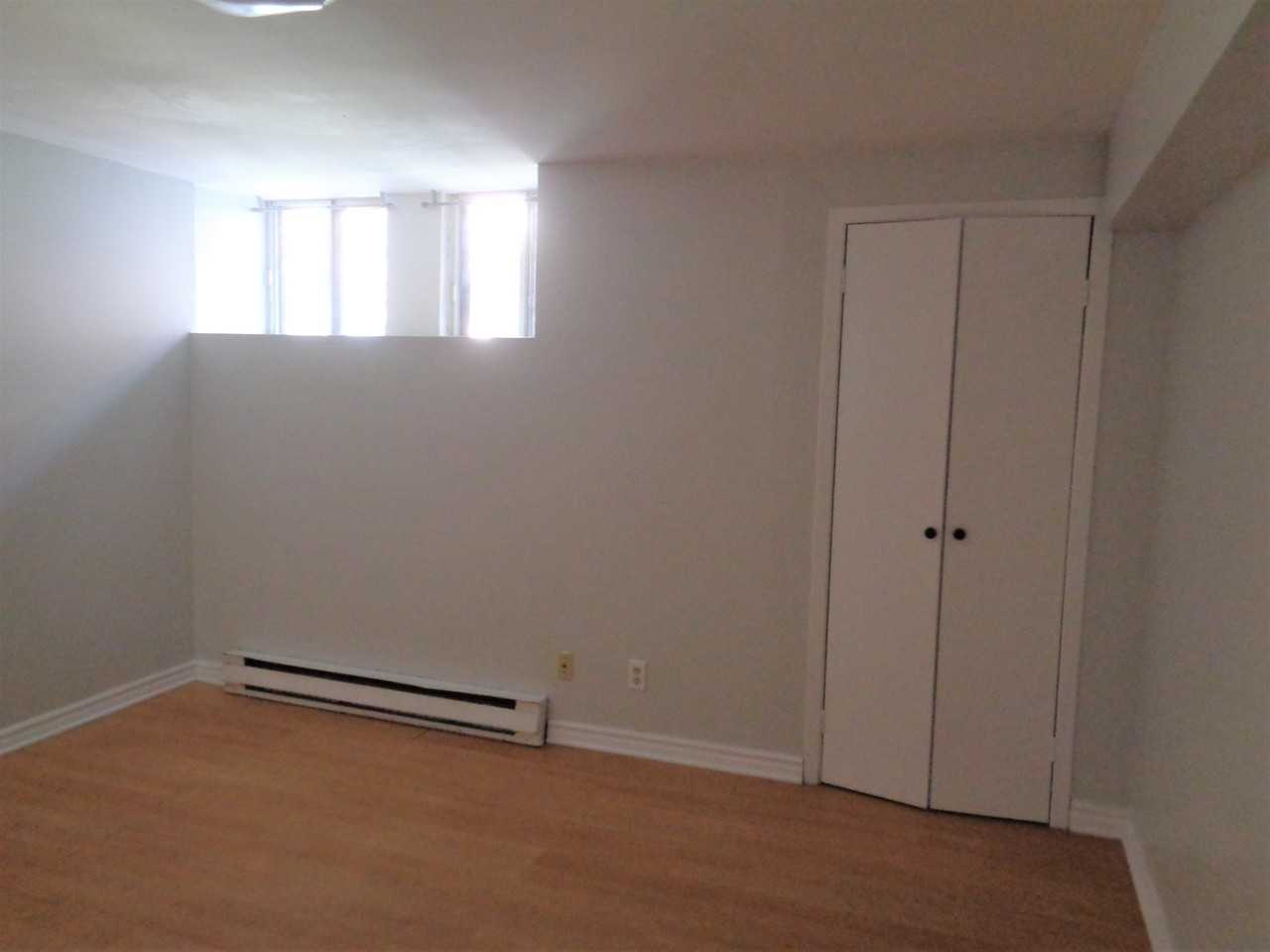 1441 Rue SaintMarc 9, Montréal, QC H3H 2G4 Studio Apartment for 760