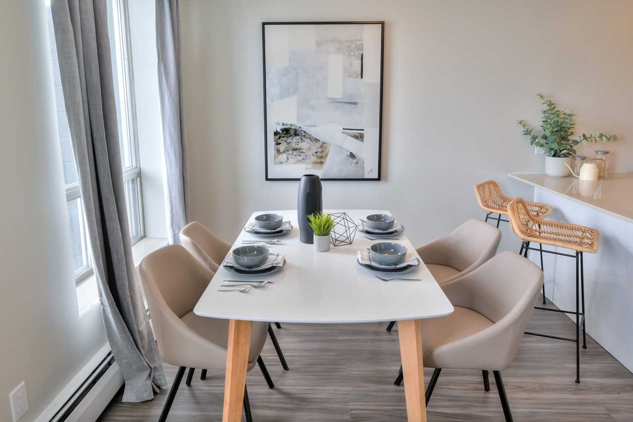 Pinewood Heights Apartments 838 Pinewood Cres, Ottawa, ON K2B 8B7