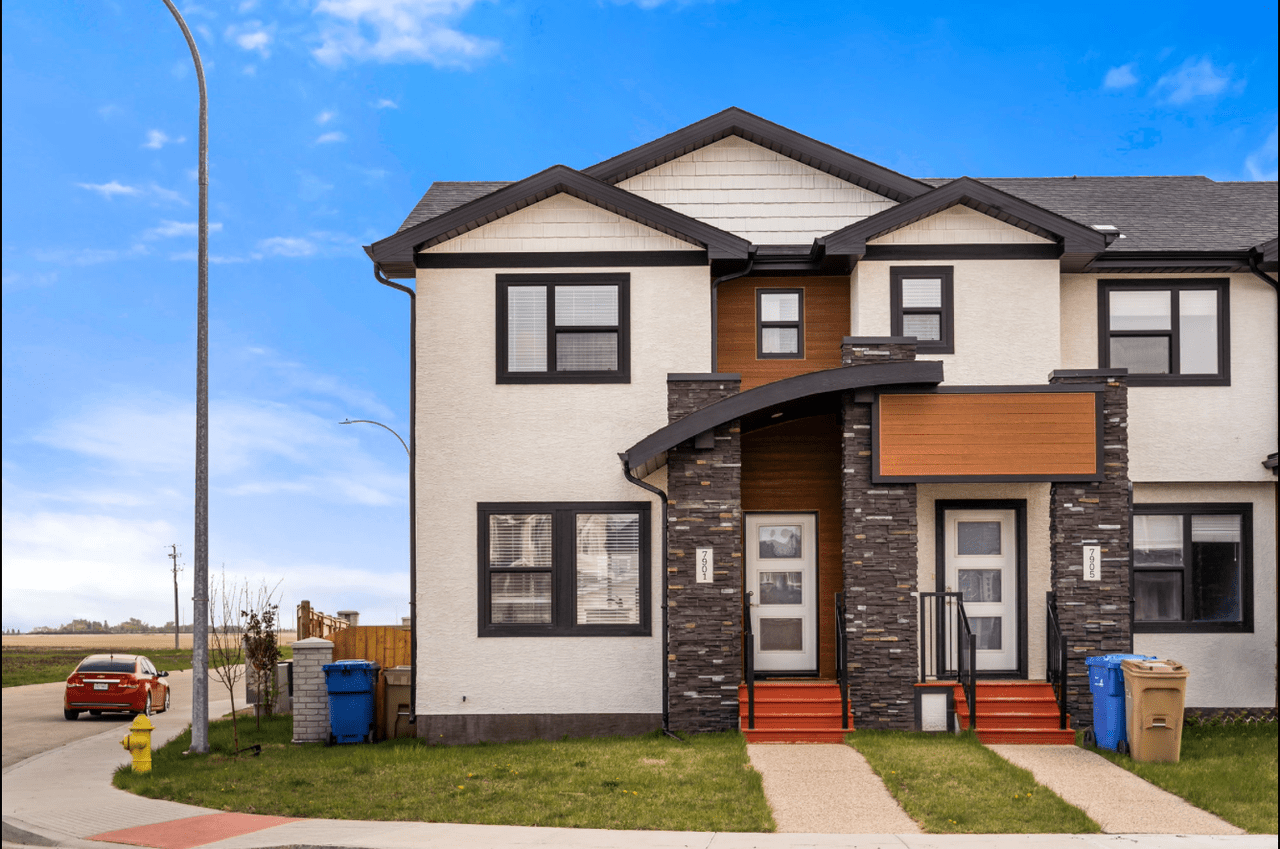 7901 Canola Avenue Apartments 7901 Canola Ave, Regina, SK S4Y 0E8