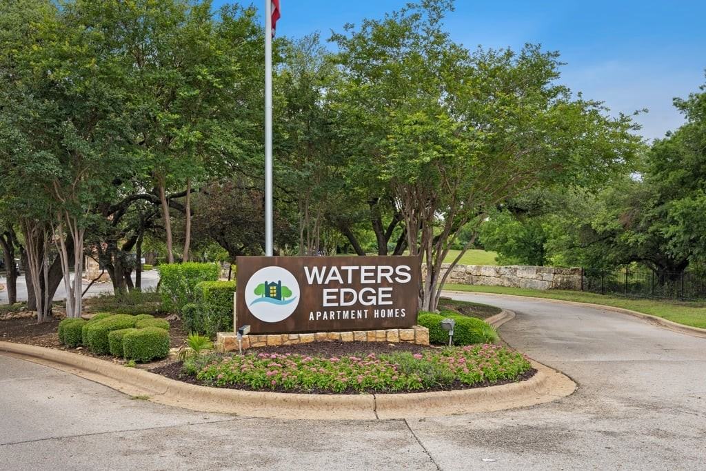Waters Edge Apartment Homes Apartments 25 Waters Edge Cir,