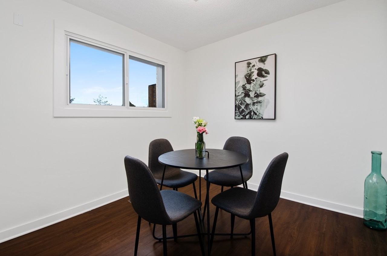 The Coral Apartments 41 Woodridge Cres, Ottawa, ON K2B 7T6 Zumper