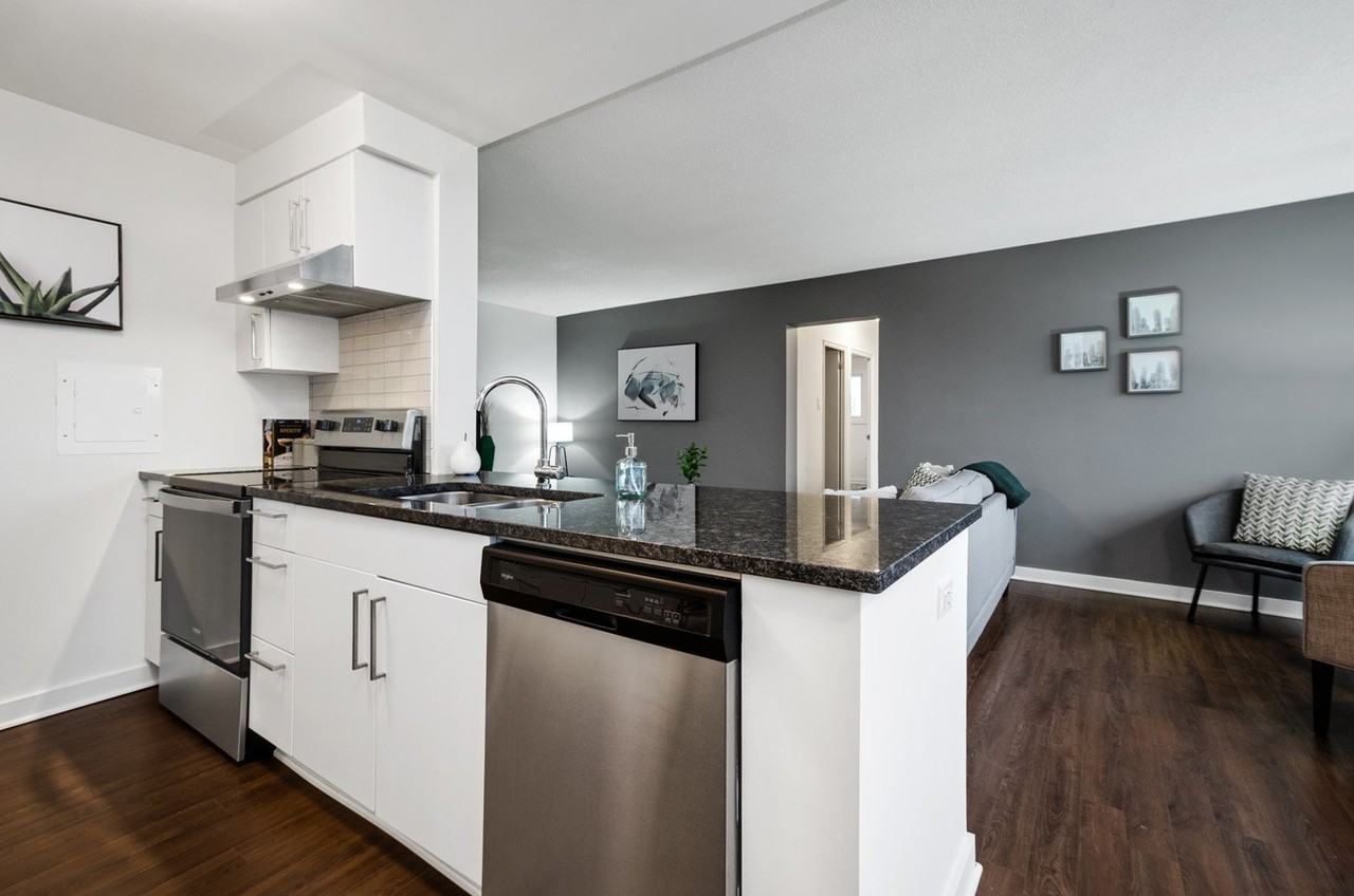 The Opal Apartments 58 Bayshore Dr, Ottawa, ON K2B 6M9 Zumper