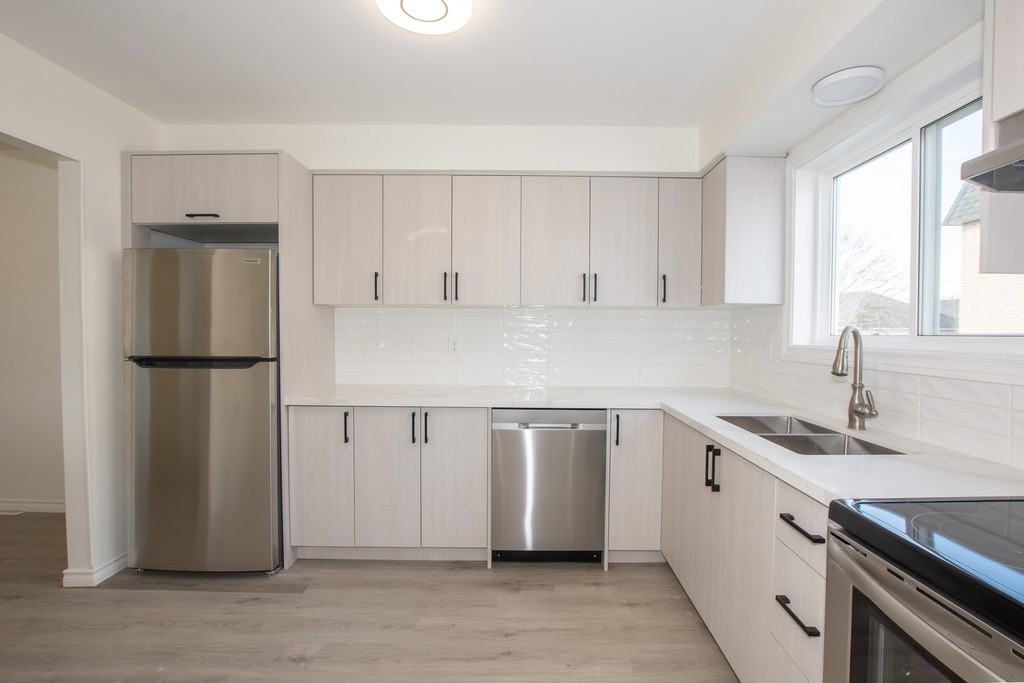 107 Endicott Terrace, Welland, ON L3C 5R9, Canada 3 bedroom House