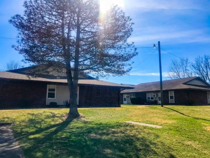 Apple Inn Apartments 203 S Maple St, Rogersville, MO 65742 Zumper