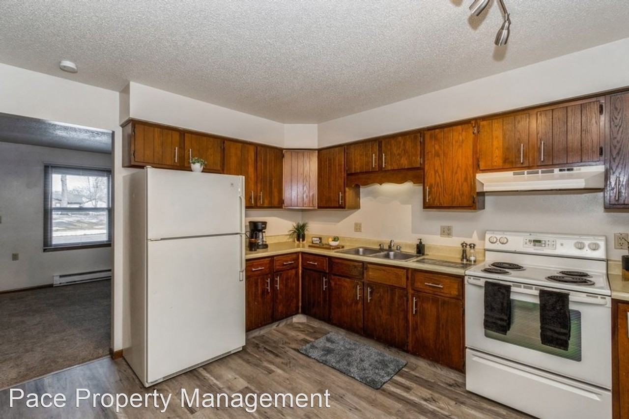 304/306 A Place Apartments in Kalona, IA 52247 Zumper