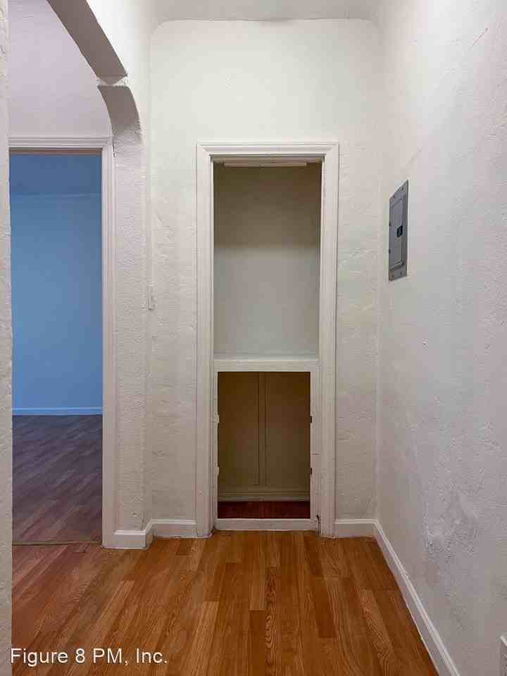 2657 Dobinson St Apartments in Boyle Heights, Los Angeles, CA 90033