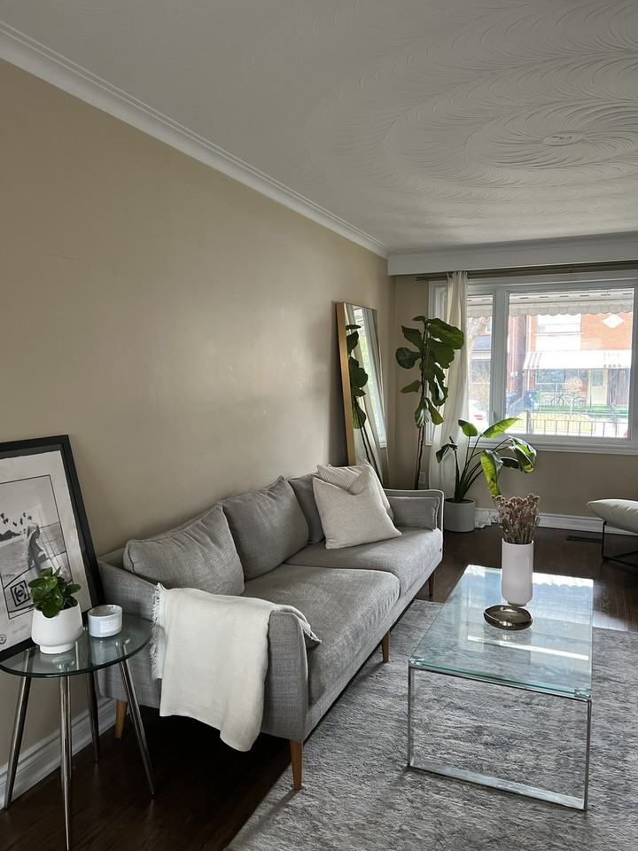 74 Palmerston Ave, Toronto, ON M6J 2J1 2 Bedroom Apartment for 3,900