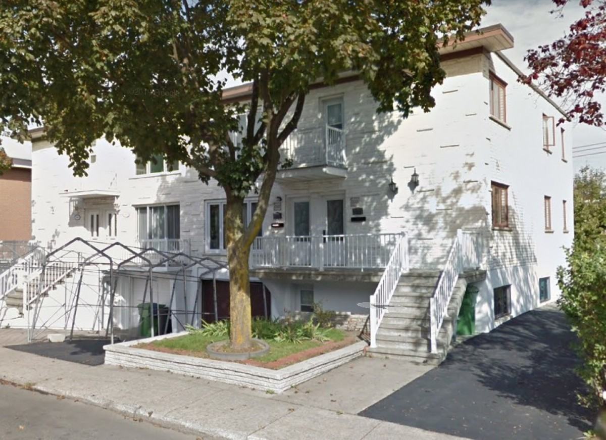 7157 Boulevard de l'Assomption Apartments 7157 Boul De L'Assomption