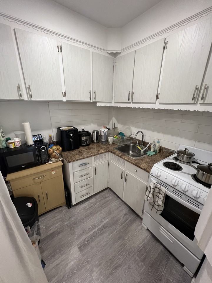 4785 Bouchette Apartments 4785 Rue Bouchette, Montréal, QC H3W 1C6 Zumper