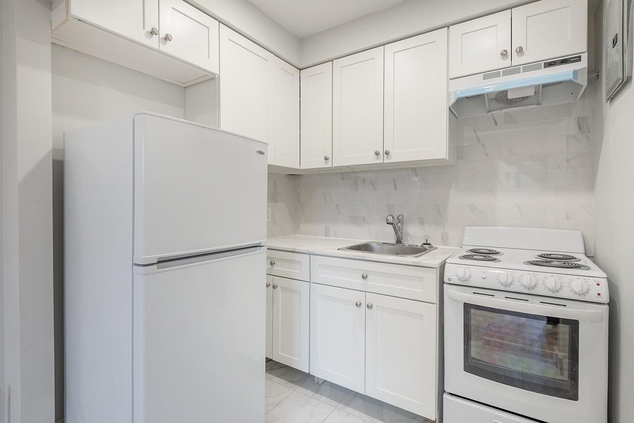 4215 Brebeuf Apartments 4205 Rue De Brébeuf, Montréal, QC H2J None