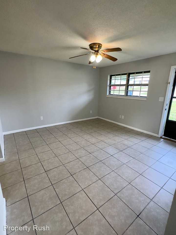 Hamlet Dr Apartments in Westview Mountain Shadows, Chattanooga, TN